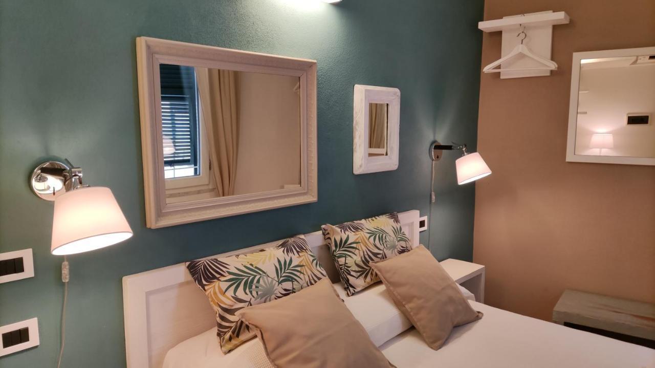 Santa Marta Rooms Vernazza Exterior foto