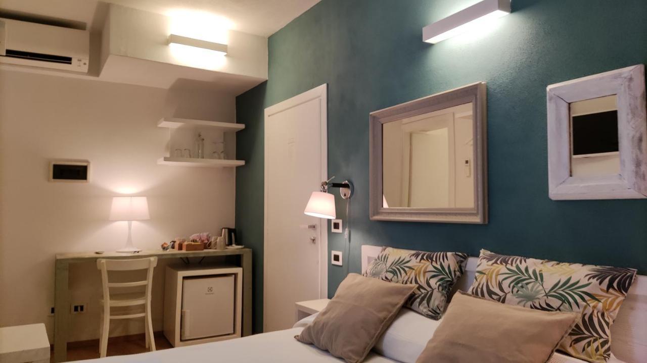 Santa Marta Rooms Vernazza Exterior foto