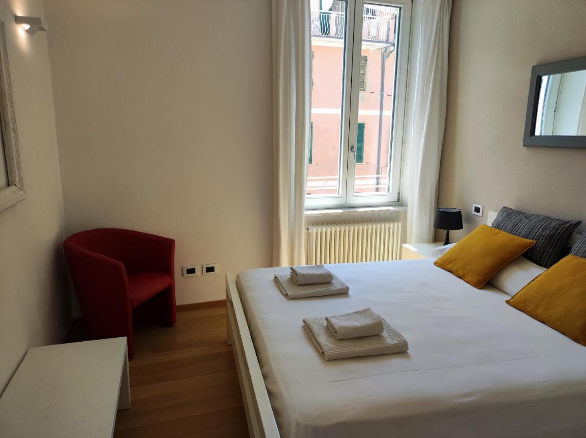 Santa Marta Rooms Vernazza Exterior foto