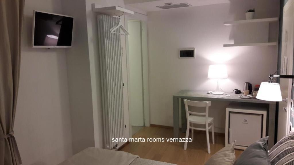 Santa Marta Rooms Vernazza Exterior foto